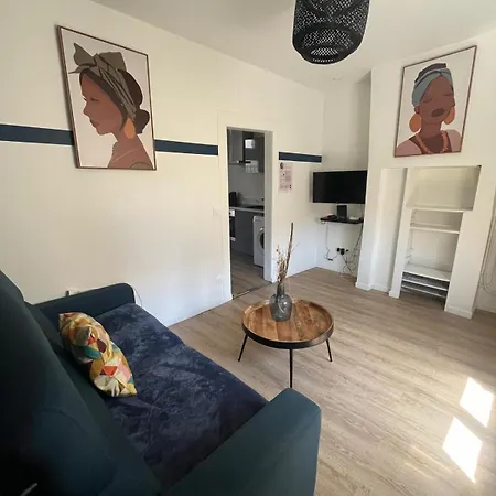 アパート Le Blue Twin